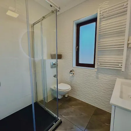 Apartment Azur 2 - Panoramic Escape Balatonalmadi